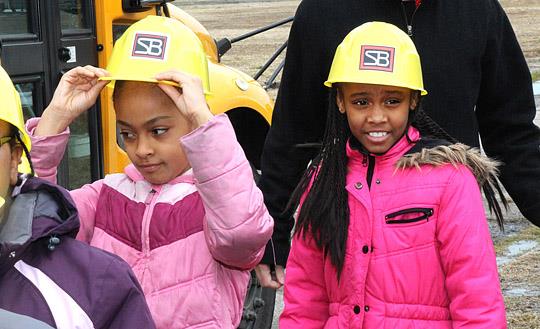 Hardhat girls